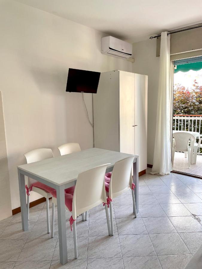 Residence La Duna Lignano Sabbiadoro Bagian luar foto